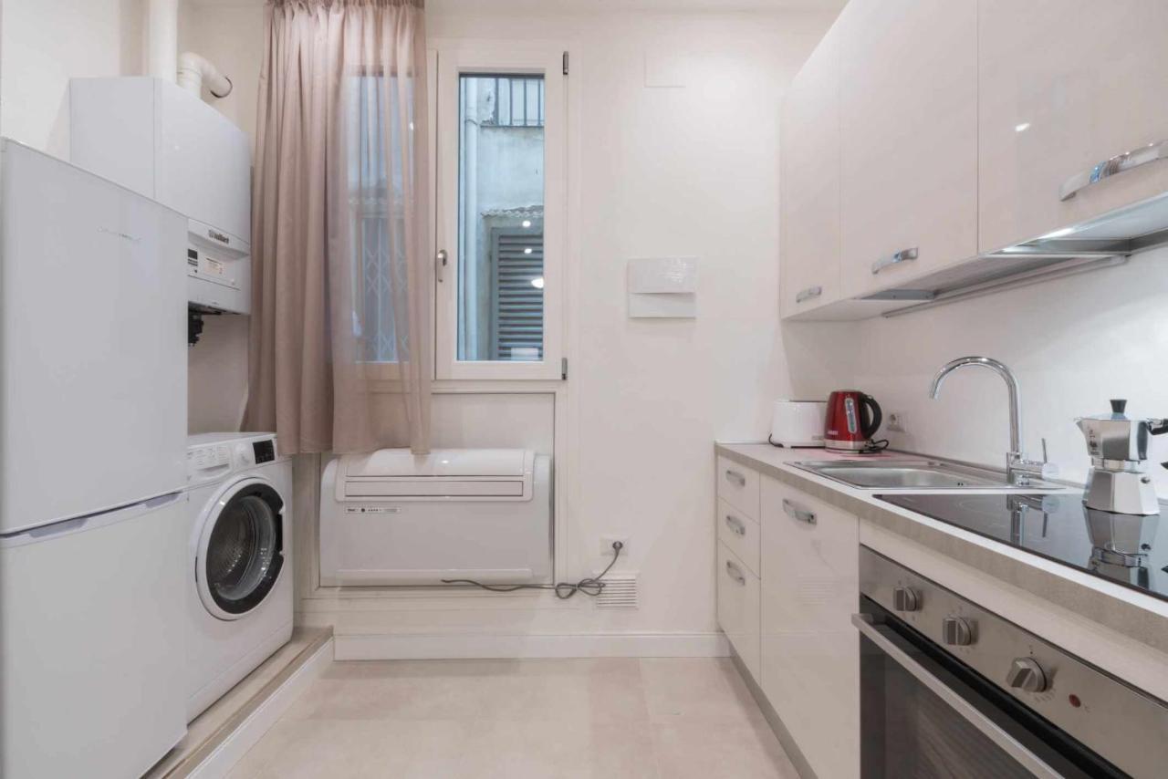 Ghibellina Apartment With 2 Bedrooms Florence Luaran gambar